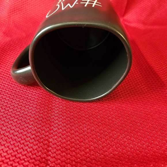 Rae Dunn Black Mug " # Mom Life"  New - Picture 4 of 6